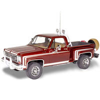 Revell 76 Chevy Sports Stepside Pickup 1:25 - 95-14486
