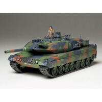 TAMIYA LEOPARD 2 A5 MAIN BATTLE TANK
