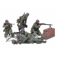 Tamiya German Machine Gun Team Set Plastic Model Kit - 35386-000