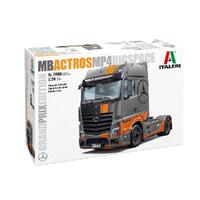 ITALERI MERCEDES BENZ ACTROS MP4 BIG SPACE GRAND PRIX EDITION