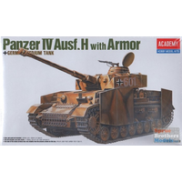ACADEMY 1/35 GERMAN PANZER IV H W/ARMOR PLASTIC MODEL KIT [13233]