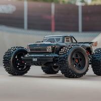 ARRMA OUTCAST EXTREME BASH (EXB) 1/8 STUNT TRUCK WITH SMART TECHNOLOGY, RTR - ARA8710