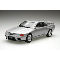 Fujimi 1/24 Nissan Skyline R32 Gt-R V-Spec Ii '94 (Id-47) Plastic Model Kit