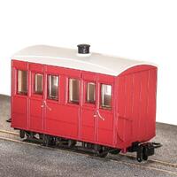 Peco 4 Wheel Enclosed Side Coach Red