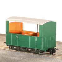Peco 4 Wheel Open Sidecoach Green