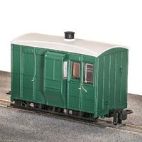 Peco 4 Wheel Brake Coach Green