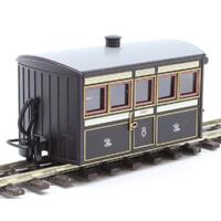 Peco Fr "Bug Box" Coach - First Class
