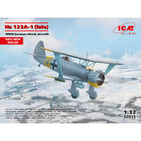 Icm 1/32 Hs 123A-1 (Late) Wwii German Attack Aircraft Plastic Model Kit