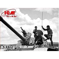Icm 1/35 Soviet Tank Crew (1979-1988) (3 Tankmen) Plastic Model Kit