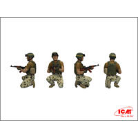 Icm 1/35 The Crew Of "Stugna-P" Anti-Tank Complex Plastic Model Kit