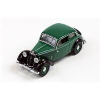 IXO MODELS 1/43 IFA F8 LIMOUSINE - GREEN & BLACK - 1949