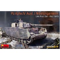MiniArt 1/35 Pz.Kpfw.IV Ausf. J Nibelungenwerk Late Prod. (Jan - Feb 1945) Interior Kit Plastic Model Kit