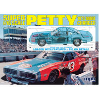 MPC 1/16 RICHARD PETTY 1973 DODGE CHARGER PLASTIC MODEL KIT
