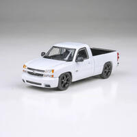 Para64 1/64 2006 Chevrolet Cateye Silverado Single Cab Summit White Lhd Diecast Model Car