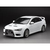 Sun Star 1/18 Mitsubishi Lancer Evolution X - White (New Tooling)