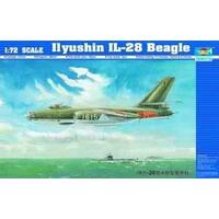 Trumpeter 1/72 Chinese-Russia Ilyushinii-28 Beagle