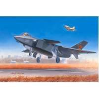 Trumpeter 1/72 Chinese J-20 Fighter