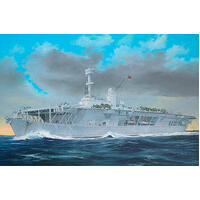 TRUMPETER 1/350 AIRCRAFT CARRIER WESER PLASTIC MODEL KIT [05633]