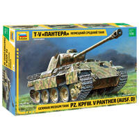 ZVEZDA 1/35 PANTHER AUSF.D PLASTIC MODEL KIT